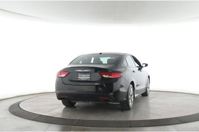 2016 Chrysler 200 S