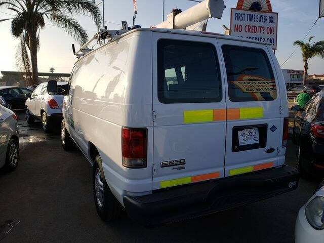 2011 Ford E-Series