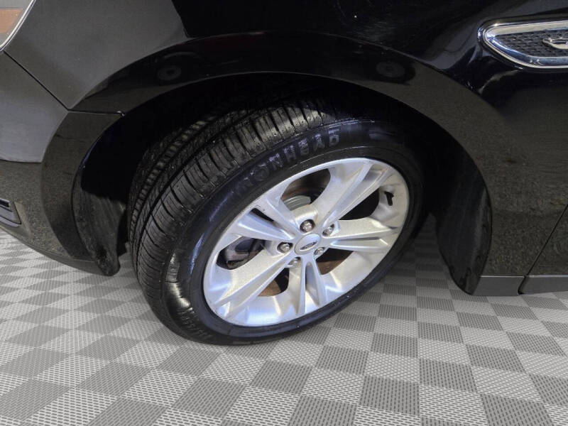 2018 Ford Taurus SEL
