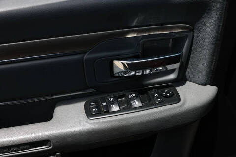 2015 RAM 1500 SLT