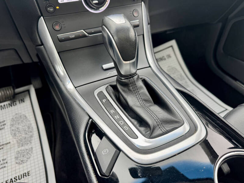 2016 Ford Edge Titanium