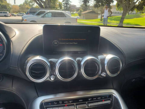 2017 Mercedes-Benz AMG GT