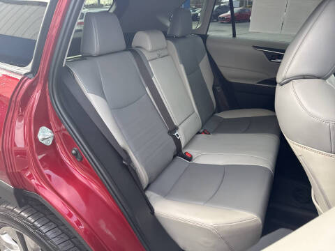 2019 Toyota RAV4 XLE Premium