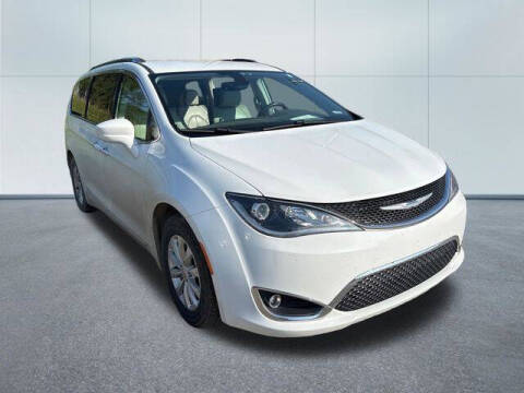 2018 Chrysler Pacifica Touring L Plus