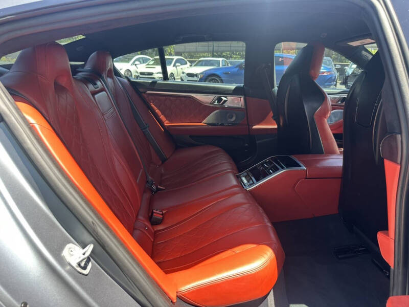 2021 BMW M8