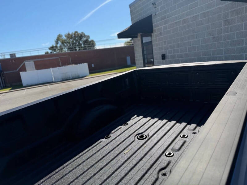 2026 Ford F-450 Super Duty Platinum