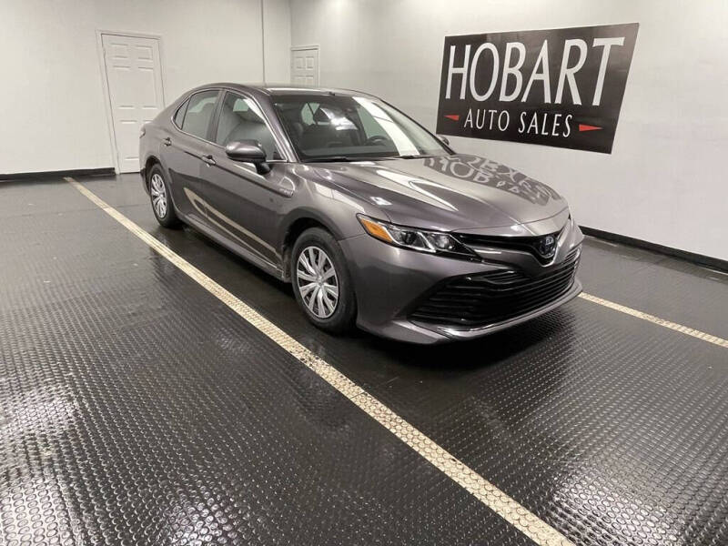 2018 Toyota Camry Hybrid for sale at Hobart Auto Sales in Hobart IN