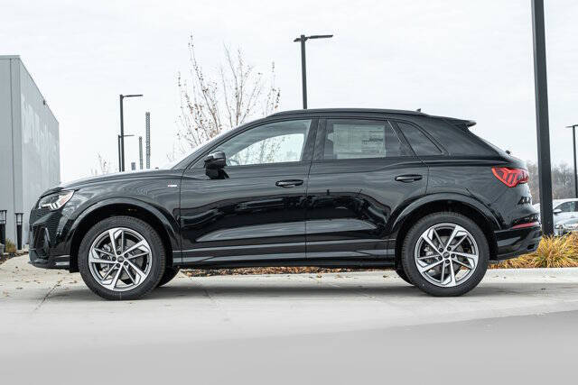 2025 Audi Q3 quattro S line Premium 45 TFSI