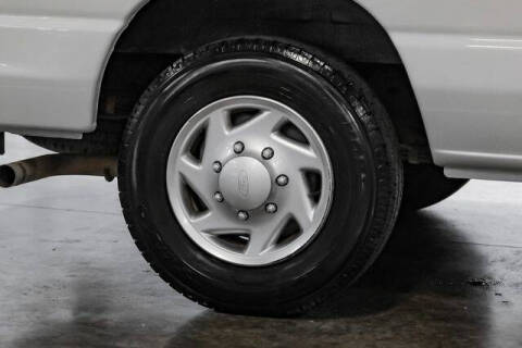 2011 Ford E-Series E-150