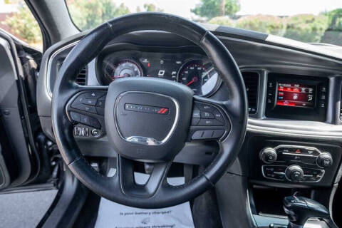 2017 Dodge Charger SE