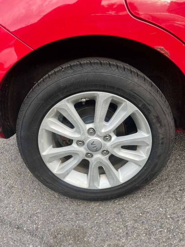 2012 Kia Soul +