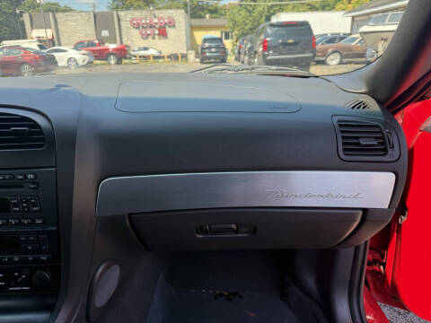 2002 Ford Thunderbird Deluxe