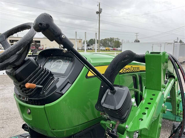 2018 John Deere 4066M