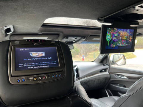 2016 Cadillac Escalade ESV Platinum