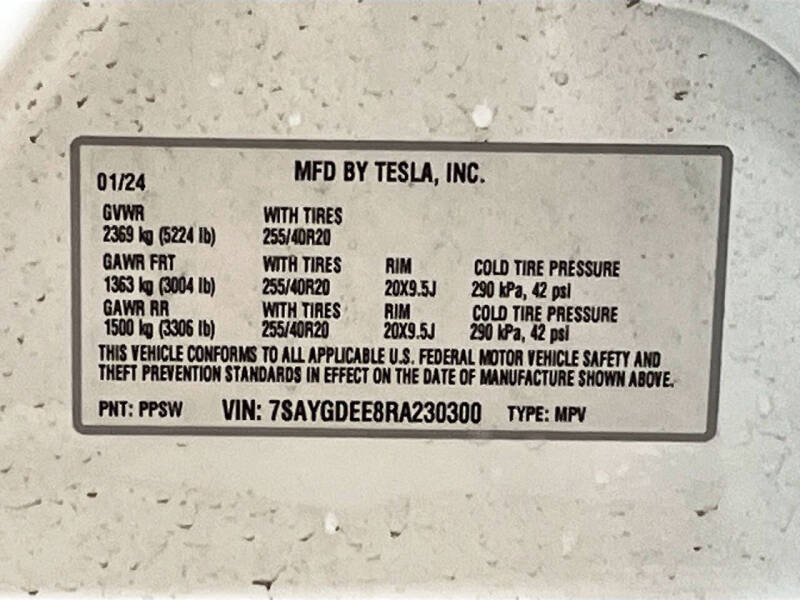 2024 Tesla Model Y Long Range