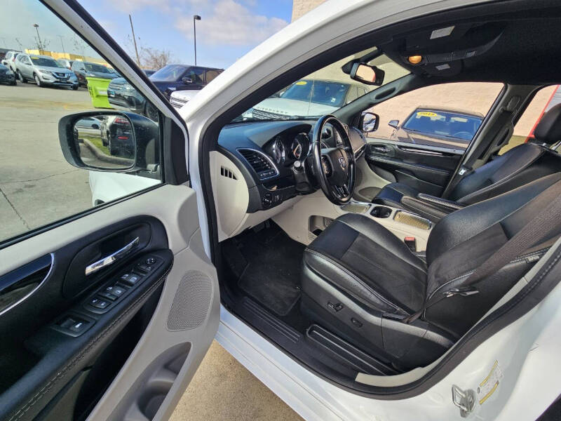 2020 Dodge Grand Caravan SXT