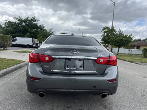 2015 Infiniti Q50 Premium