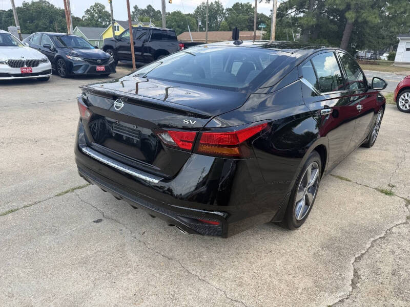 2020 Nissan Altima 2.5 SV