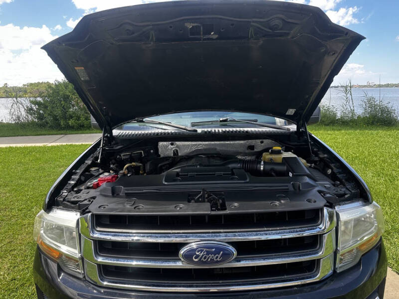 2017 Ford Expedition XLT