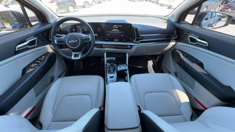 2025 Kia Sportage EX