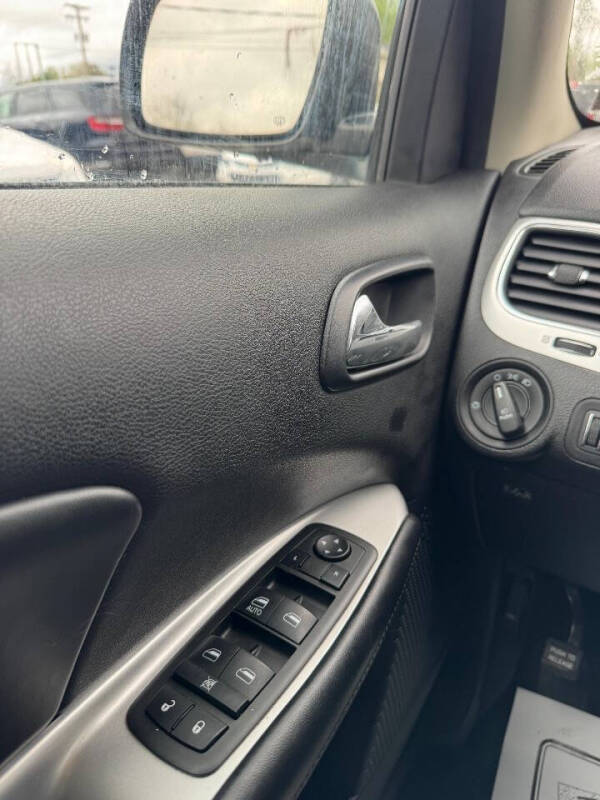 2012 Dodge Journey SXT
