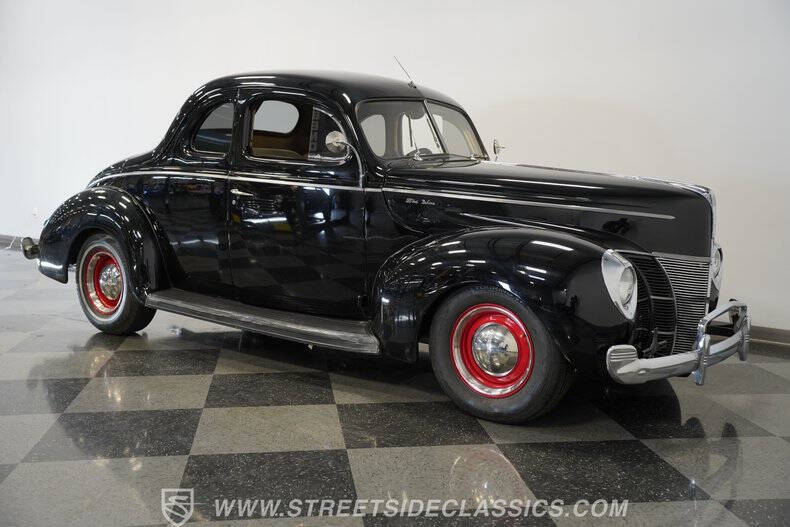 1940 Ford Deluxe