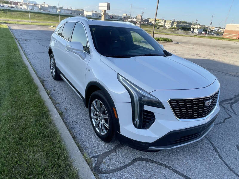 2023 Cadillac XT4 Premium Luxury