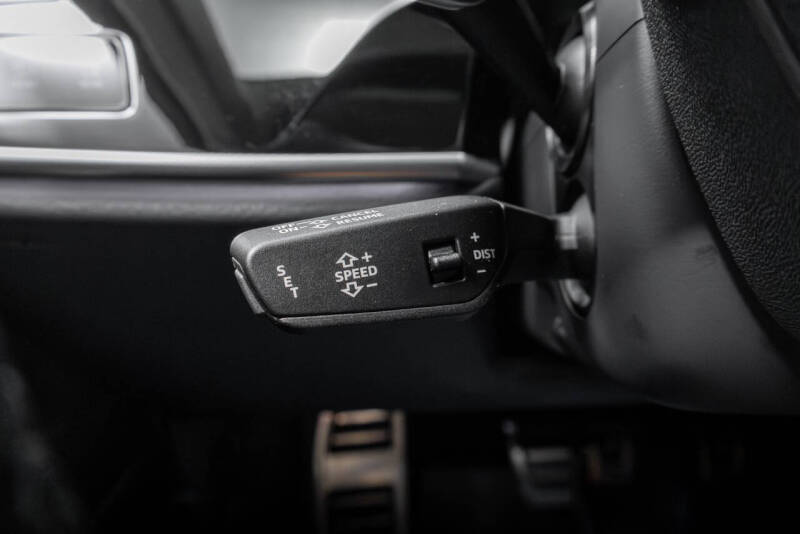 2023 Audi S8 4.0T quattro