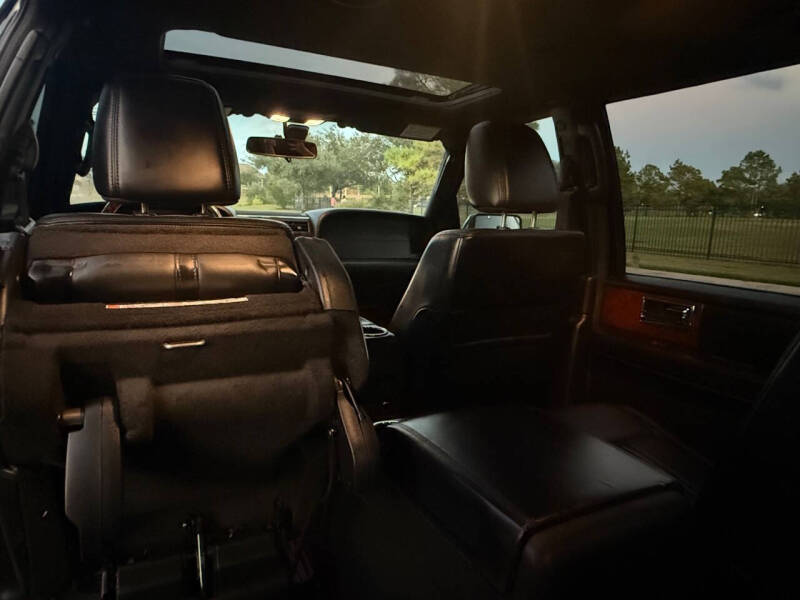 2017 Lincoln Navigator Select