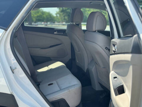 2018 Hyundai Tucson SE