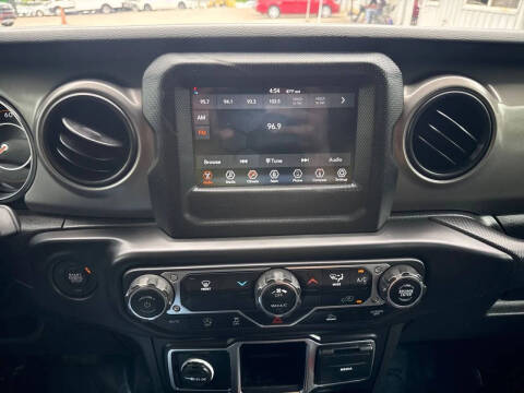 2023 Jeep Gladiator Willys Sport