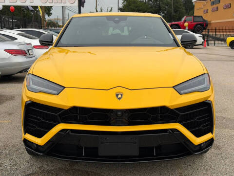2022 Lamborghini Urus