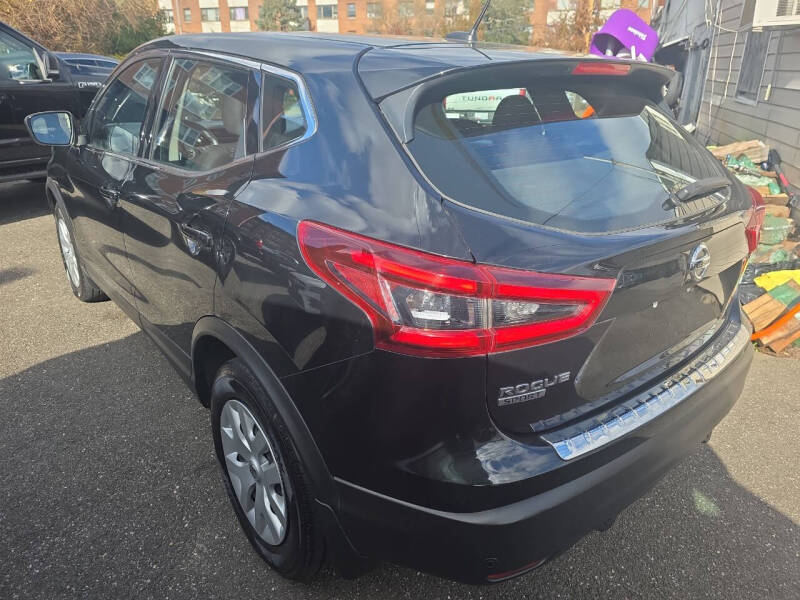 2020 Nissan Rogue Sport S