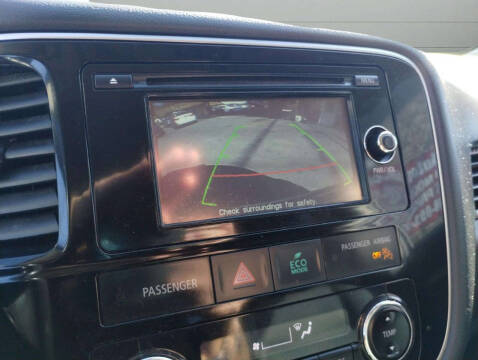 2015 Mitsubishi Outlander SE