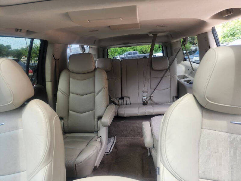 2016 Cadillac Escalade ESV Luxury Collection