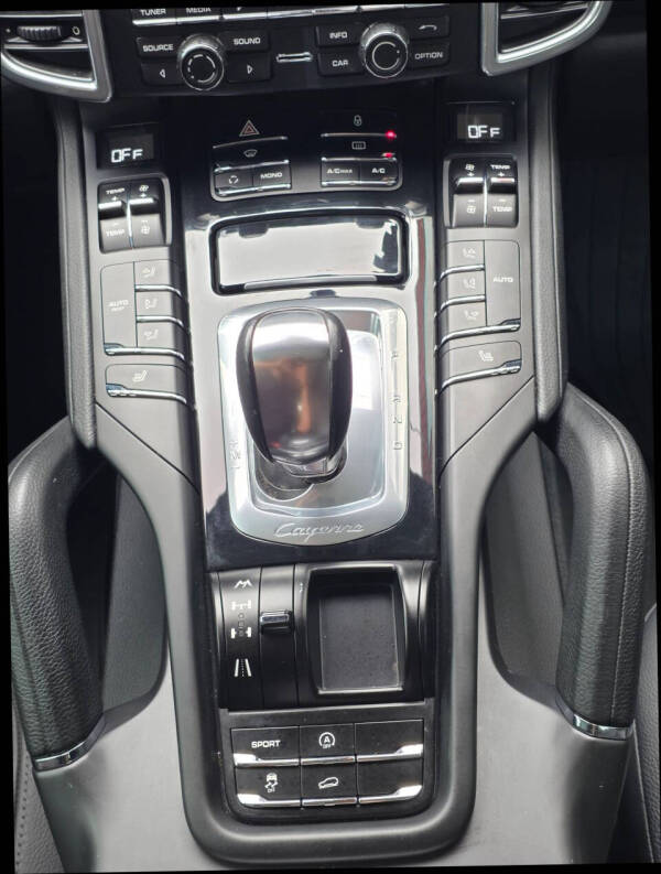 2013 Porsche Cayenne S