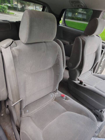 2005 Toyota Sienna