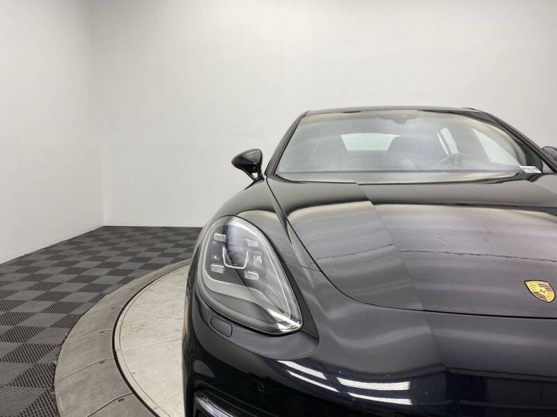 2017 Porsche Panamera 4S