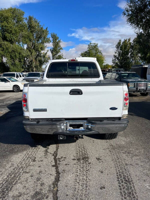 2000 Ford F-250 Super Duty Lariat photo 2