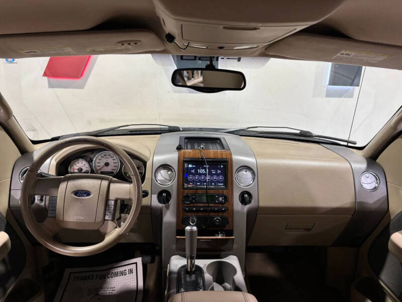 2004 Ford F-150 Lariat