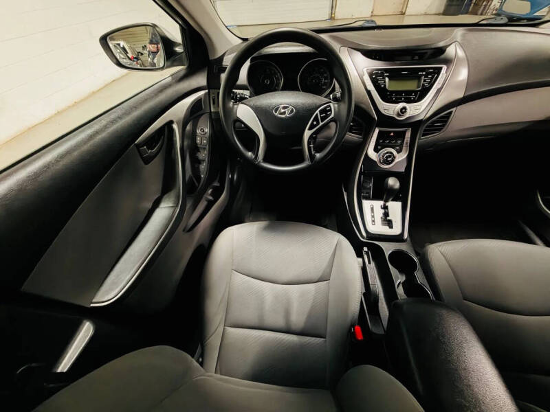 2011 Hyundai Elantra