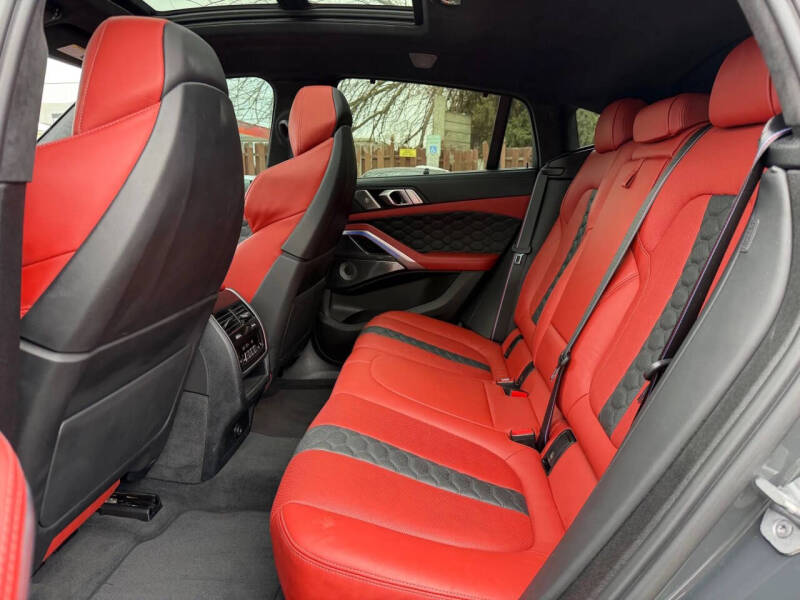 2023 BMW X6 M