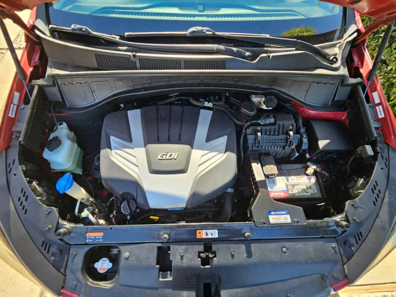 2018 Hyundai Santa Fe SE