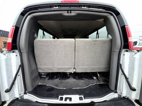 2016 Chevrolet Express LT 3500