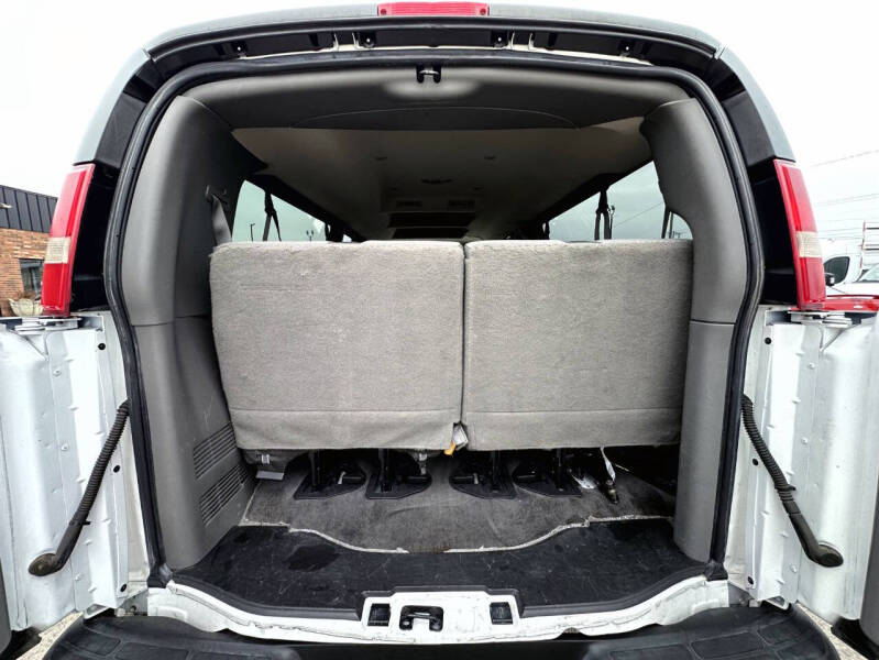 2016 Chevrolet Express LT 3500