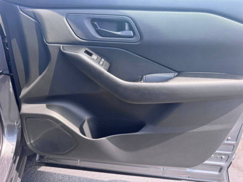 2024 Nissan Rogue S