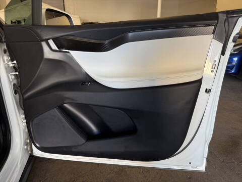 2020 Tesla Model X Performance