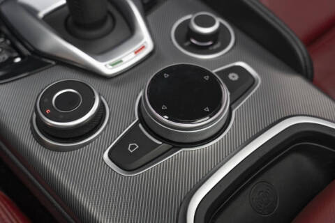 2022 Alfa Romeo Giulia Veloce