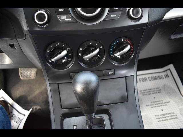 2013 Mazda MAZDA3 i SV