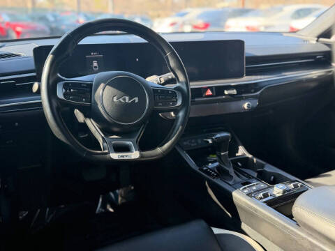 2025 Kia K5